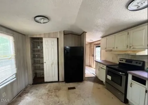 365 Scronce Road Harrells NC 28444
