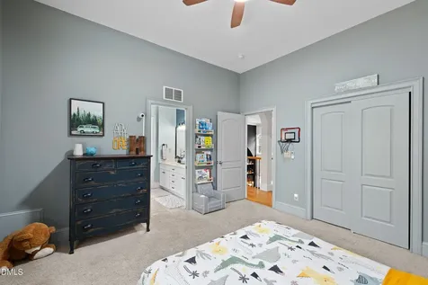 11 Grey Oak Court Pittsboro NC 27312