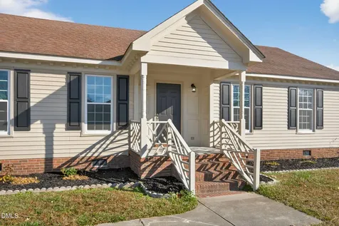 2824 Springflower Drive N Wilson NC 27896