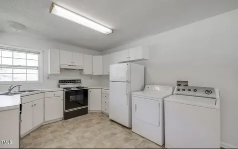 626 Maple Lane Raleigh NC 27603