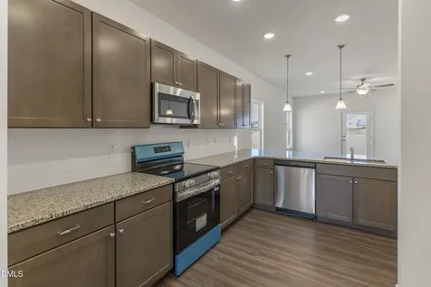 337 White Azalea Way Benson NC 27504