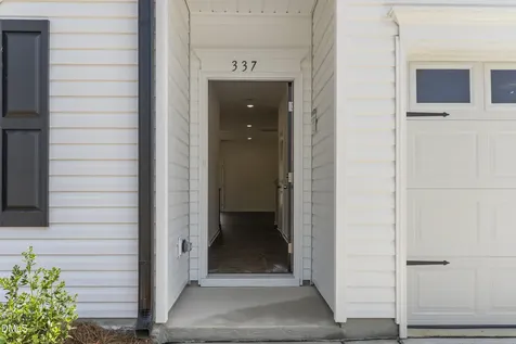 337 White Azalea Way Benson NC 27504