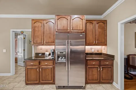746 Club House Drive Blanch NC 27212