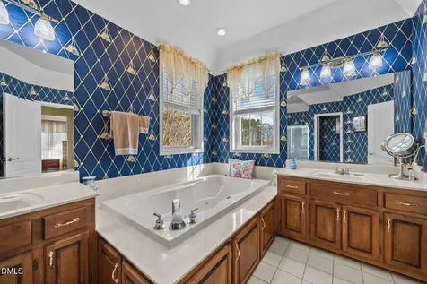 746 Club House Drive Blanch NC 27212