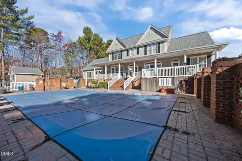 746 Club House Drive Blanch NC 27212