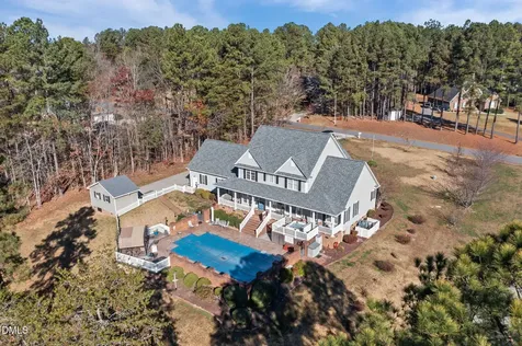 746 Club House Drive Blanch NC 27212