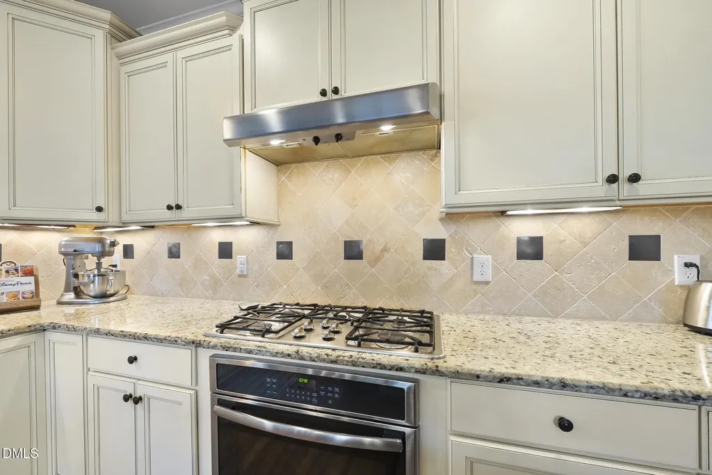 90 Paraggi Court Clayton NC 27527