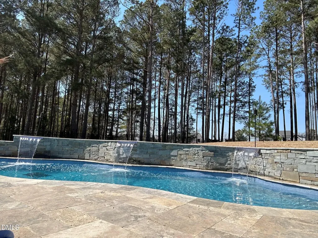 90 Paraggi Court Clayton NC 27527