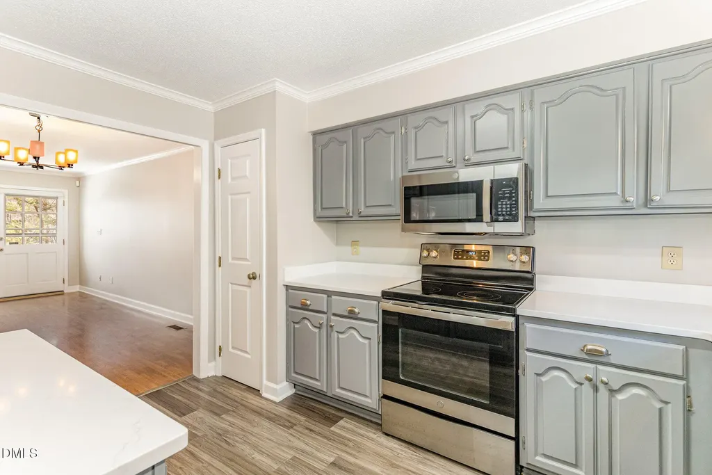 4534 Hamptonshire Drive Raleigh NC 27613