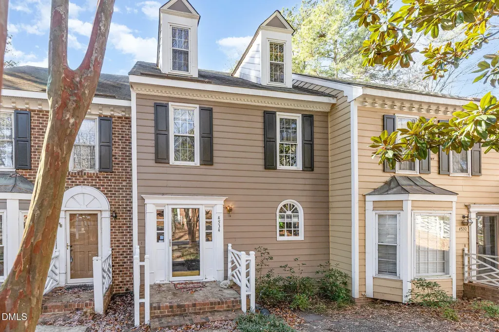 4534 Hamptonshire Drive Raleigh NC 27613