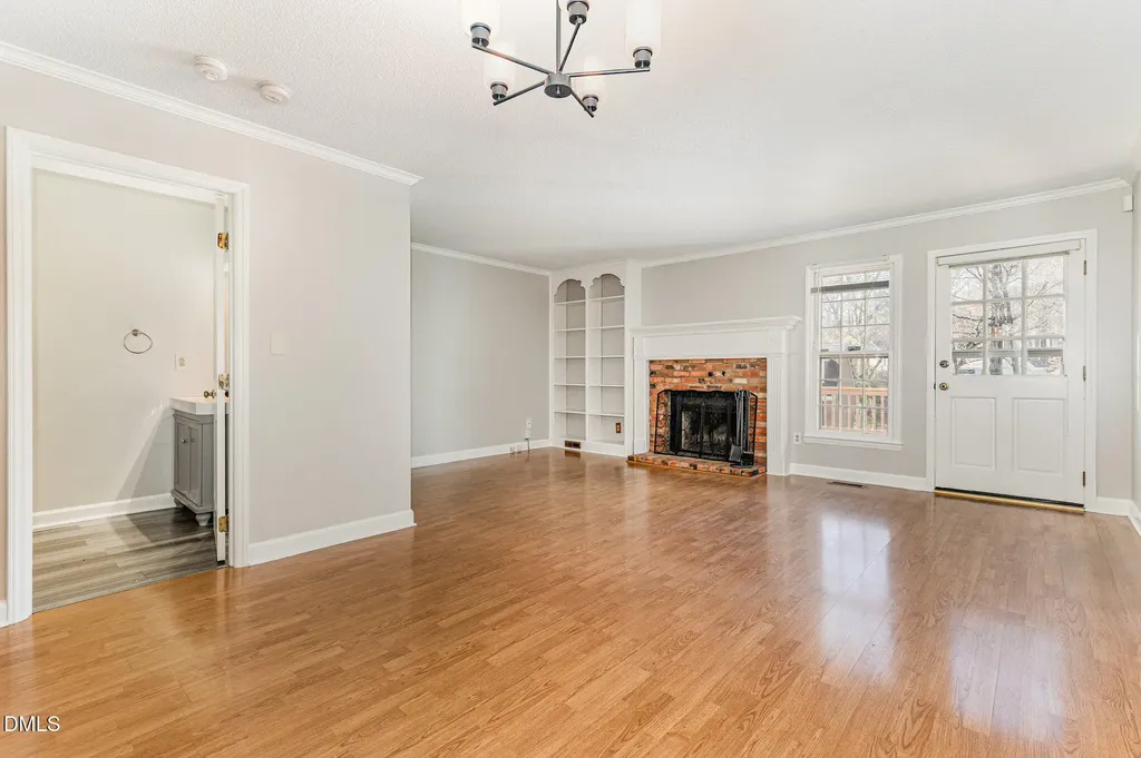 4534 Hamptonshire Drive Raleigh NC 27613