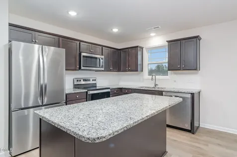 208 Tuscany Circle Princeton NC 27569