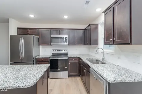 208 Tuscany Circle Princeton NC 27569