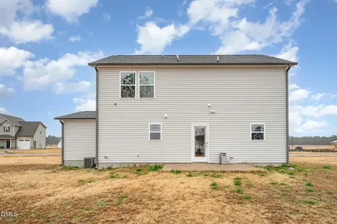 208 Tuscany Circle Princeton NC 27569