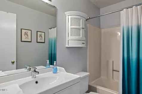 114 Chaucer Court Carrboro NC 27510