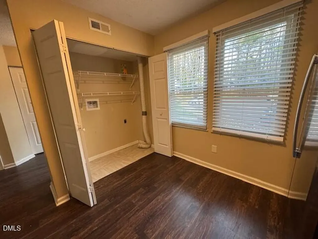 7825 Stephanie Lane Raleigh NC 27615