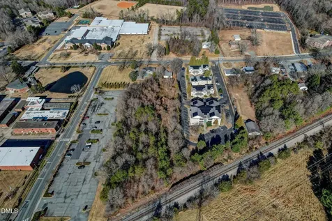 805 E Haggard Avenue Elon NC 27244