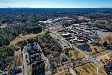 805 E Haggard Avenue Elon NC 27244
