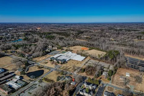 805 E Haggard Avenue Elon NC 27244