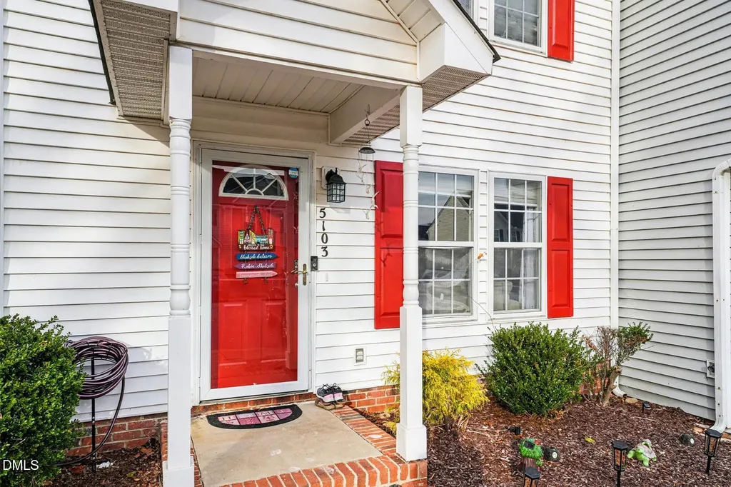 5103 Jimmy Ridge Place Raleigh NC 27610