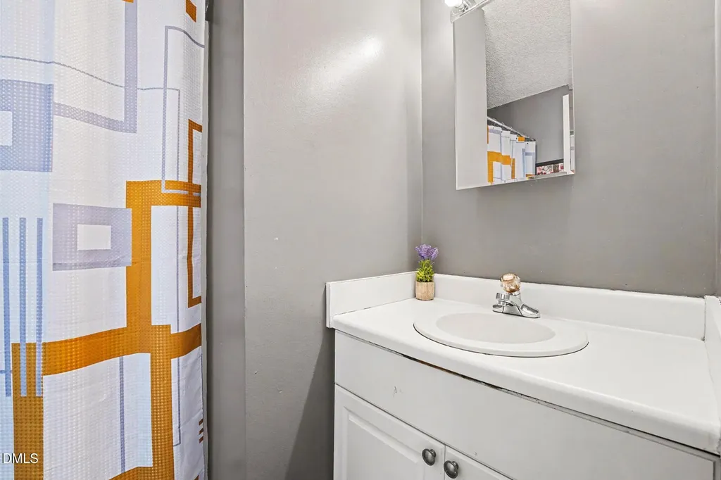 5103 Jimmy Ridge Place Raleigh NC 27610