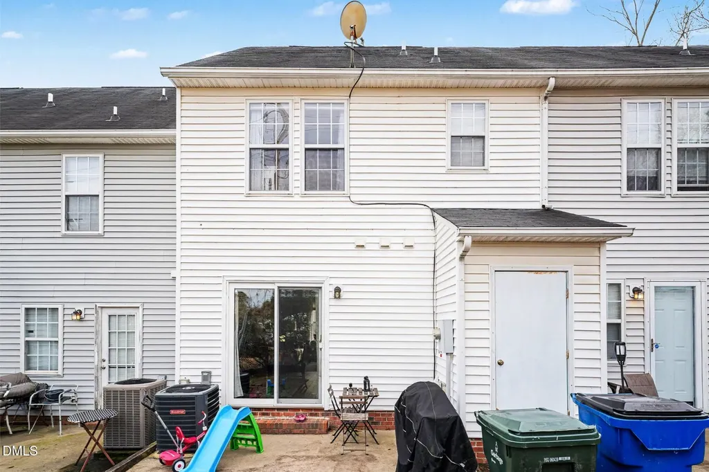 5103 Jimmy Ridge Place Raleigh NC 27610