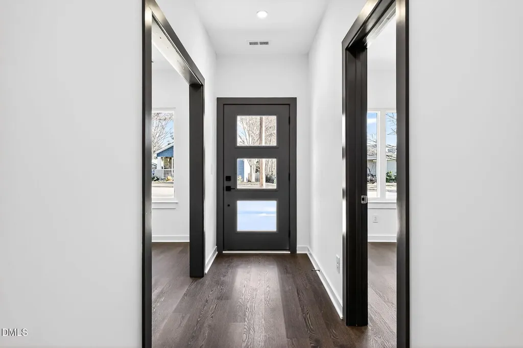 1521 1/2 Sunrise Avenue Raleigh NC 27608