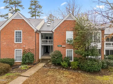 1001 Kingswood Drive Chapel Hill NC 27517