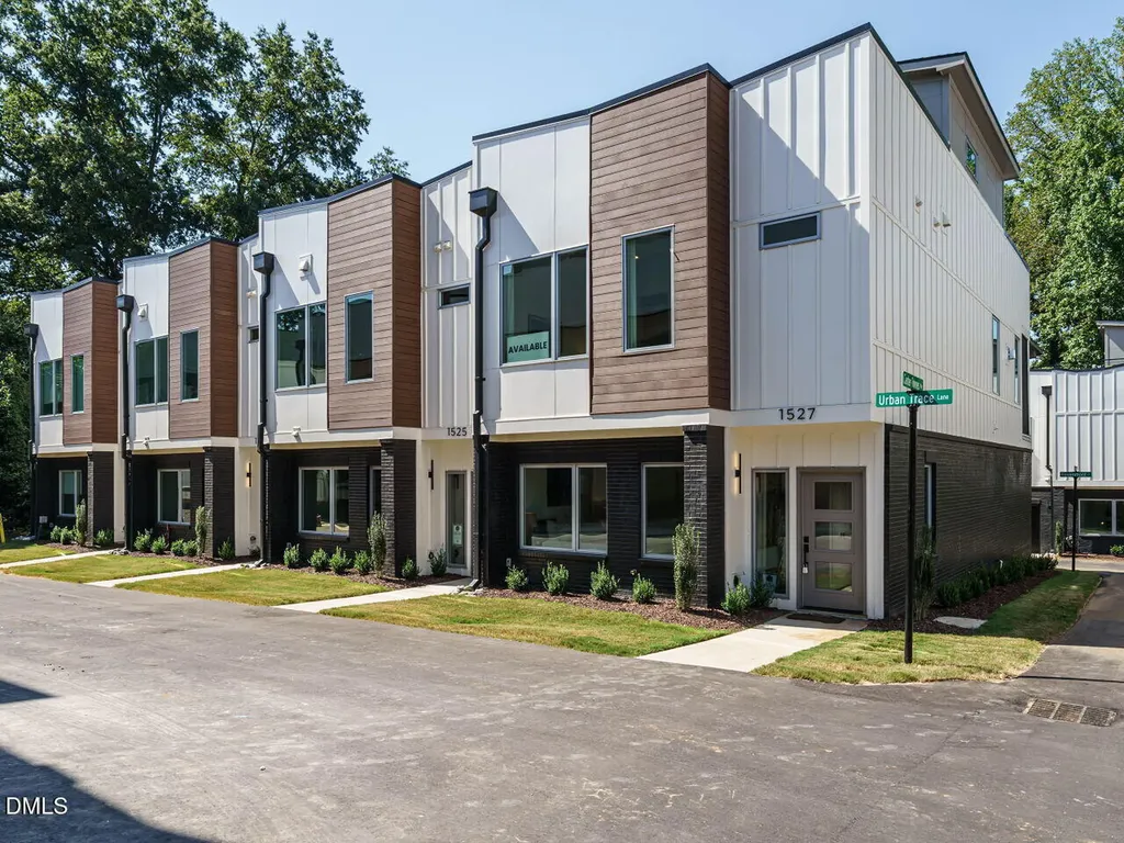 1525 Urban Trace Lane Raleigh NC 27608