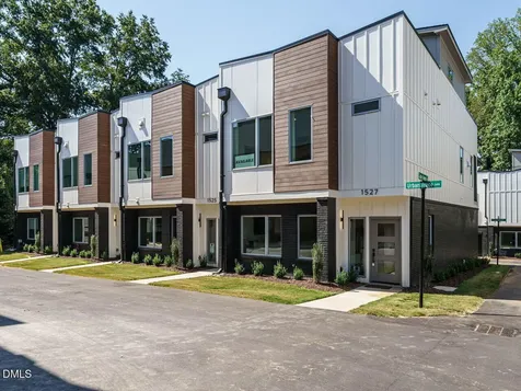 1525 Urban Trace Lane Raleigh NC 27608