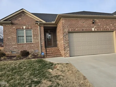 933 Arrowhead Court Mebane NC 27302