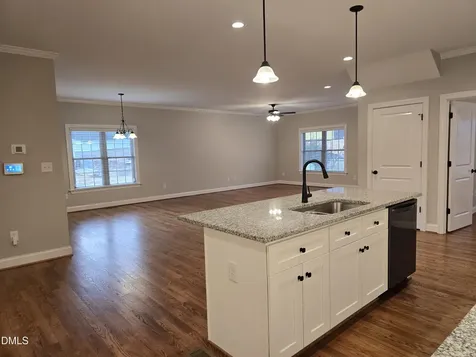933 Arrowhead Court Mebane NC 27302