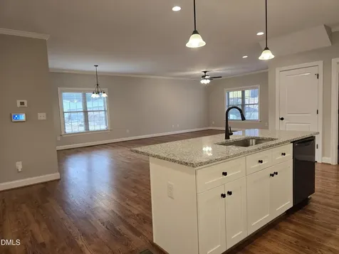933 Arrowhead Court Mebane NC 27302
