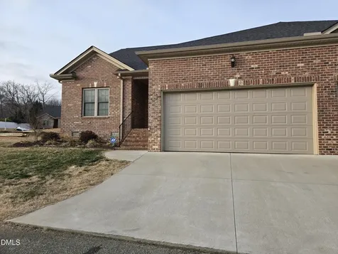 933 Arrowhead Court Mebane NC 27302
