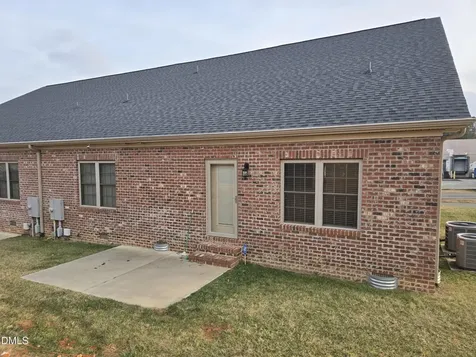933 Arrowhead Court Mebane NC 27302
