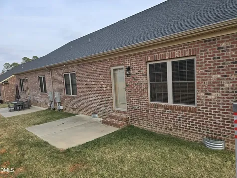 933 Arrowhead Court Mebane NC 27302