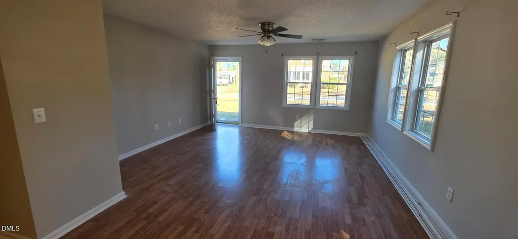 601 W Anderson Street Selma NC 27576