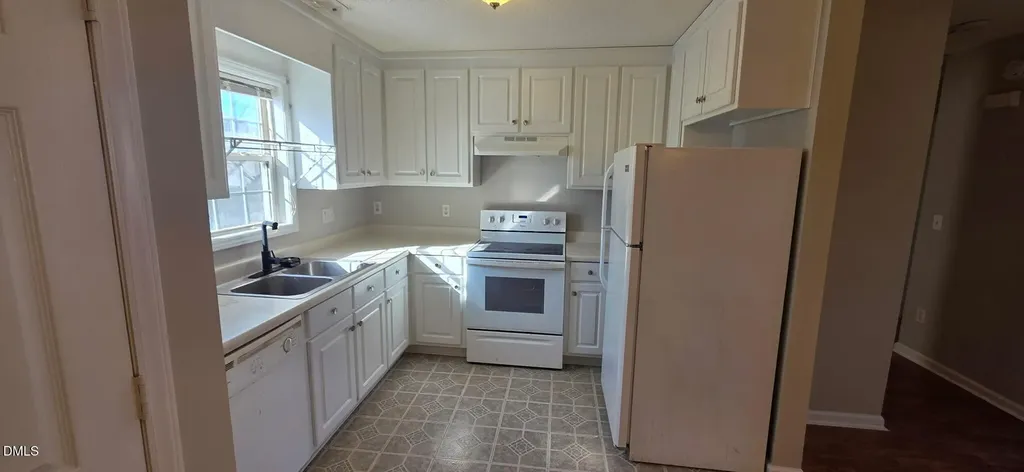 601 W Anderson Street Selma NC 27576