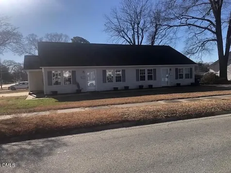 601 W Anderson Street Selma NC 27576