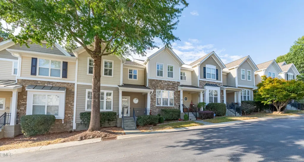 5927 Hourglass Court Raleigh NC 27612
