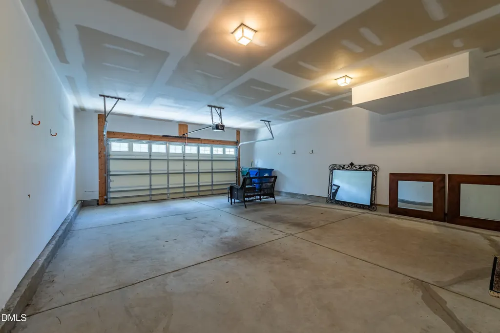 5927 Hourglass Court Raleigh NC 27612