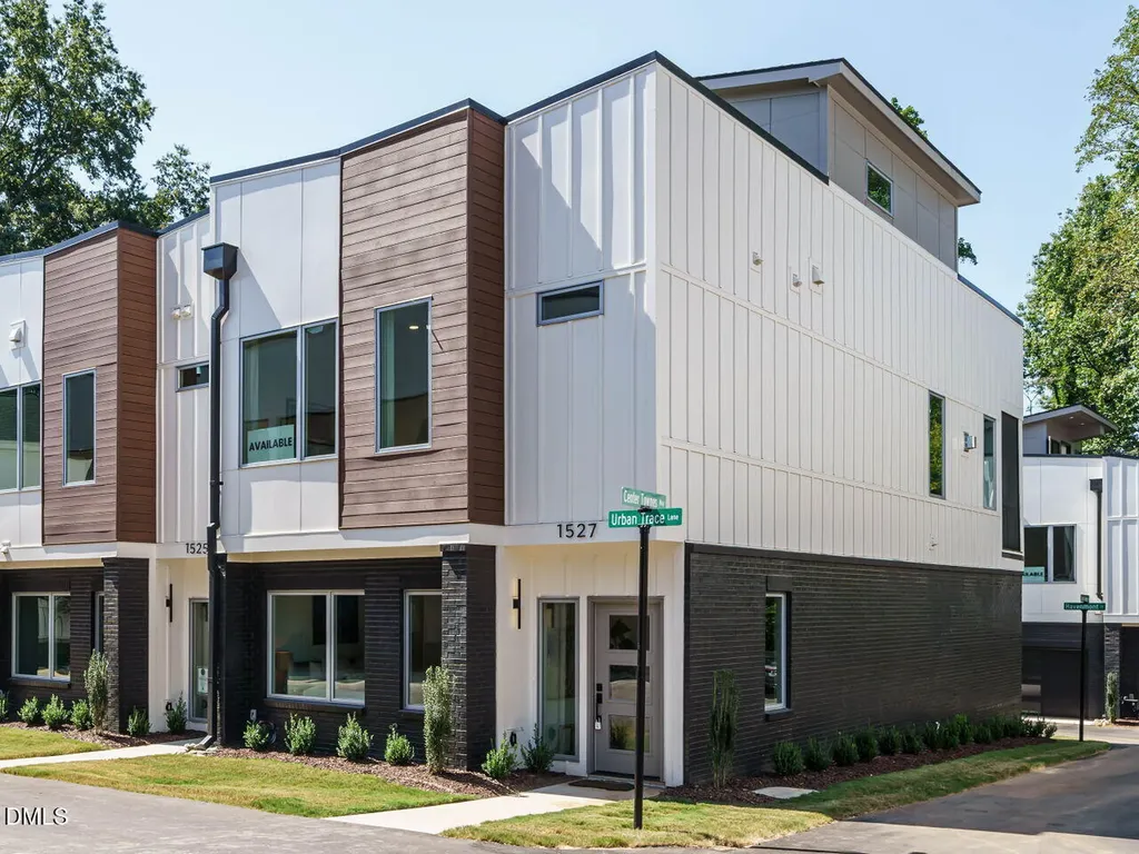 1527 Urban Trace Lane Raleigh NC 27608