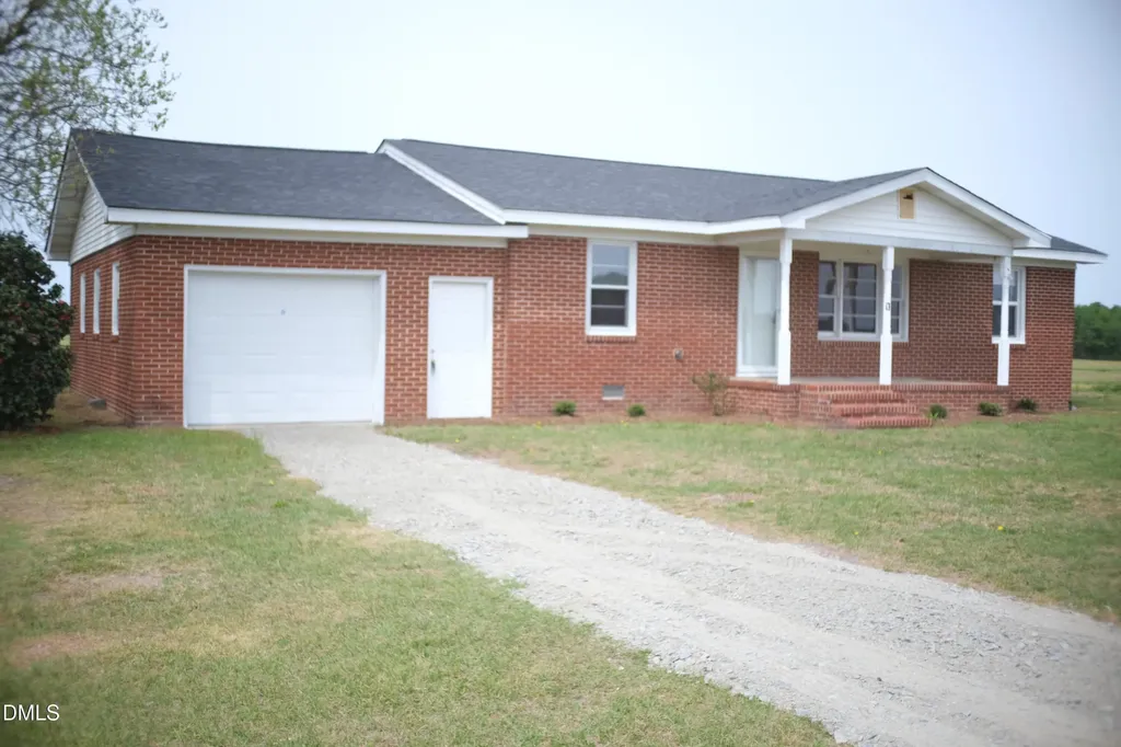 3388 S Highway 13 S Snow Hill NC 28580