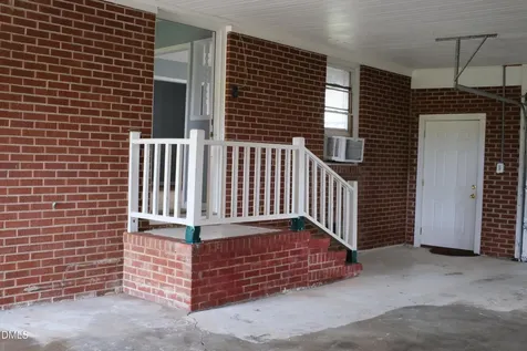 3388 S Highway 13 S Snow Hill NC 28580