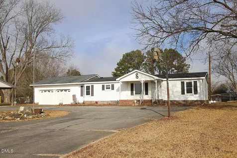 2582 Bakers Chapel Road Smithfield NC 27577