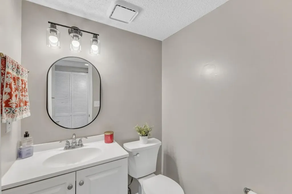 2430 Condor Court Raleigh NC 27615