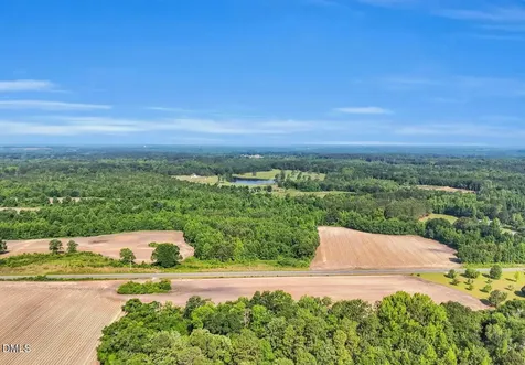 2044 Wire Road Bunnlevel NC 28323