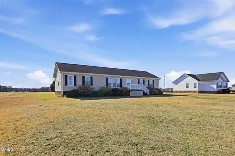 461 Ralph Dail Road Mount Olive NC 28365