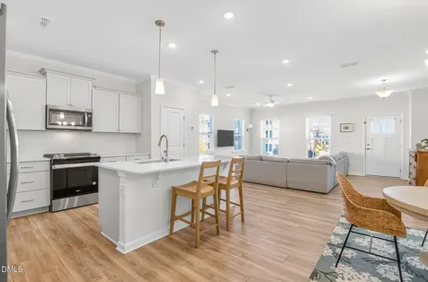 1208 S Franklin Street Wake Forest NC 27587