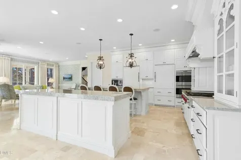1015 Venetian Court Cary NC 27518